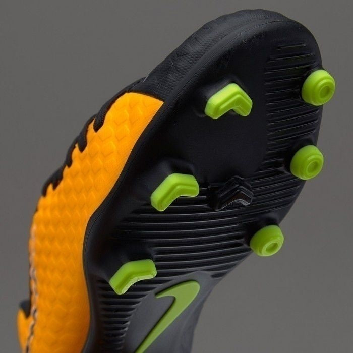 NIKE JR HYPERVENOM PHADE III FG