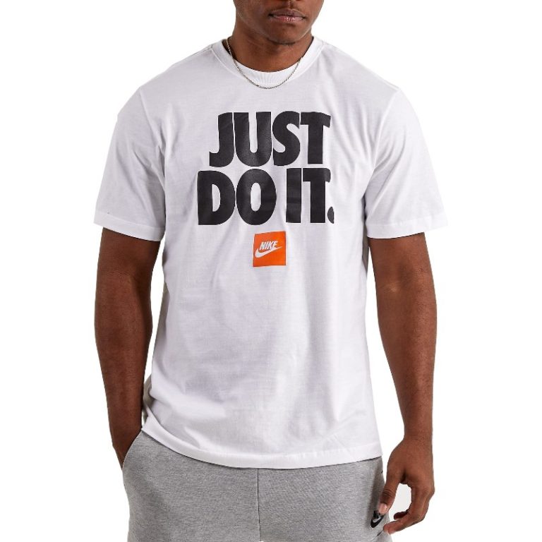 NIKE T-SHIRT DZ2989